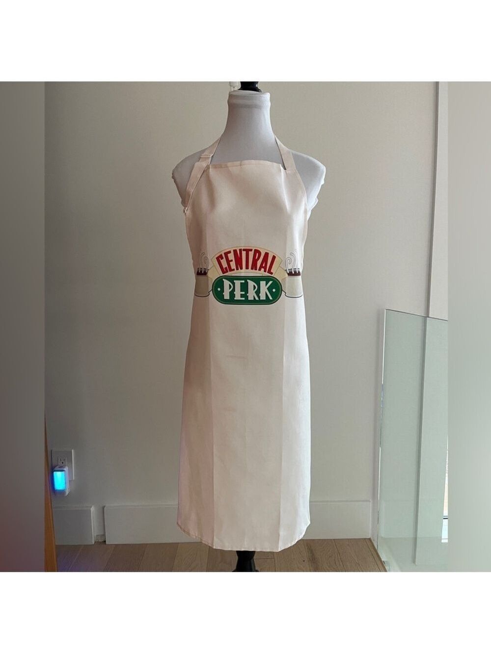 CENTRAL PERK Friends Adjustable Bib Apron Kitchen Cooking Novelty Coffee Retro